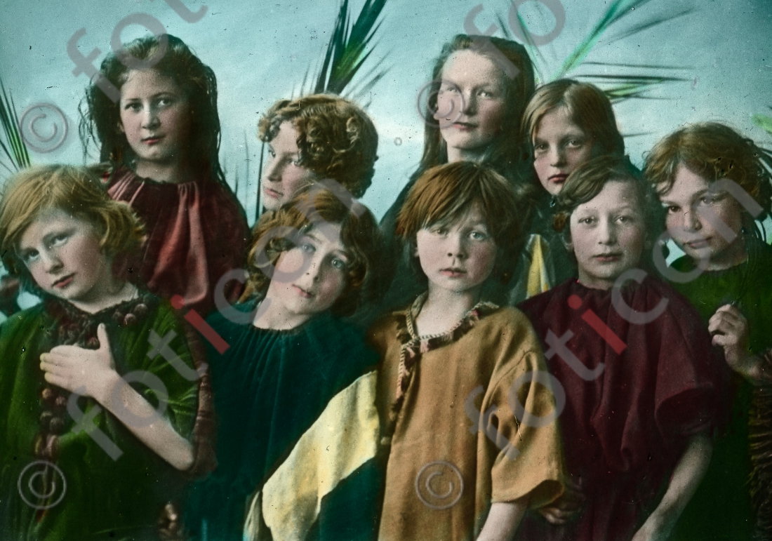 Kinder des Passionsspiels | Children of the Passion Play - Foto foticon-simon-105-044.jpg | foticon.de - Bilddatenbank für Motive aus Geschichte und Kultur